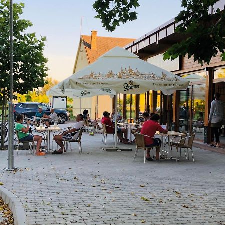 Hotel Lipot Termal Vendegszoba Zewnętrze zdjęcie